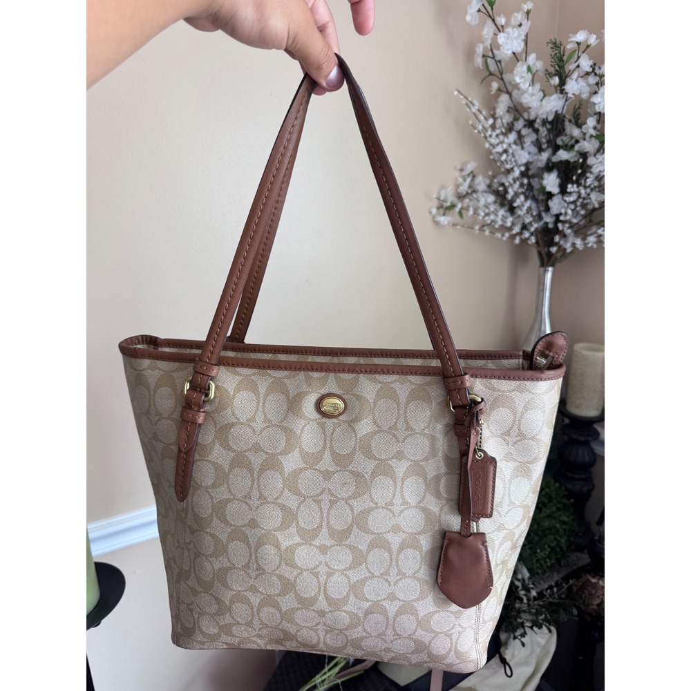 Coach Zip Top Tote Signature Canvas Khaki Saddle F28365